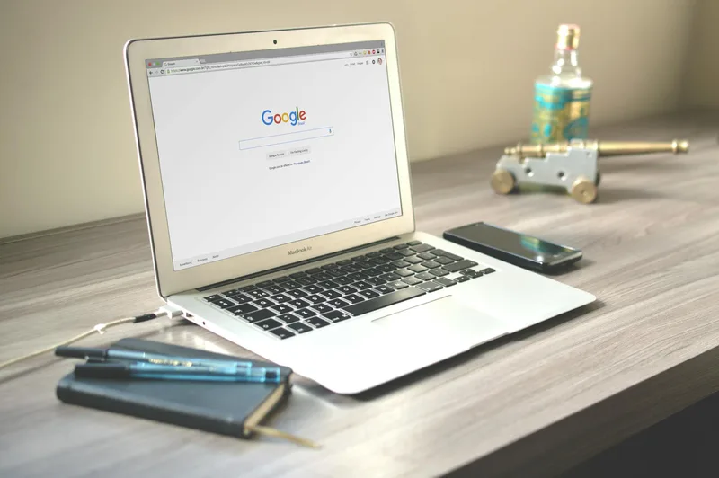 Google Ads new account setup screen with Expert Mode option highlighted, showing the Switch to Expert Mode link at the bottom