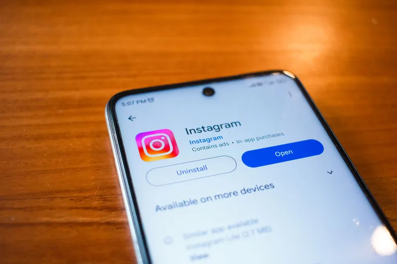 Woman creating video content for ecommerce social media ads with ring light